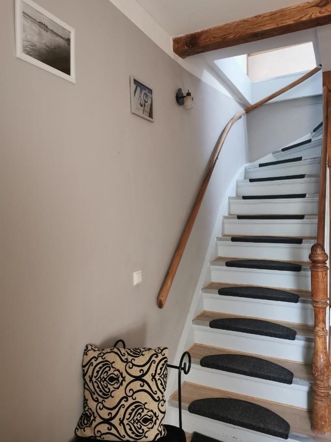 Tweet Tohuus Apartment *